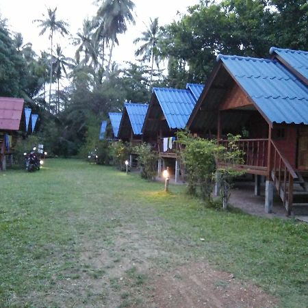 Coconut Corner Hotel Ko Yao Noi Exterior photo