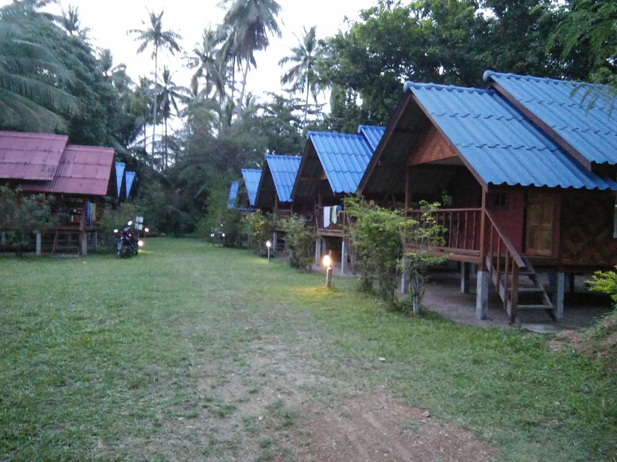 Coconut Corner Hotel Ko Yao Noi Exterior photo