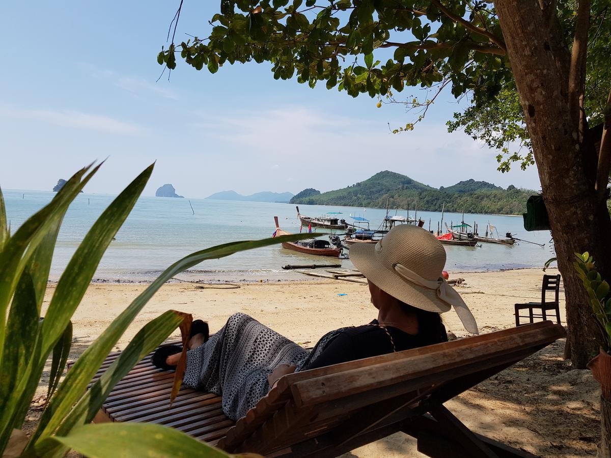 Coconut Corner Hotel Ko Yao Noi Exterior photo